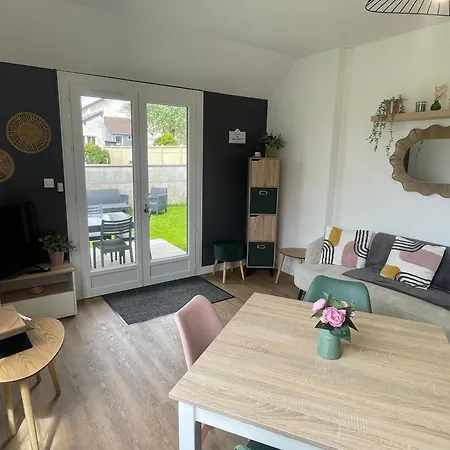 Holiday home Durion, Maison Proche Avec Jardin *