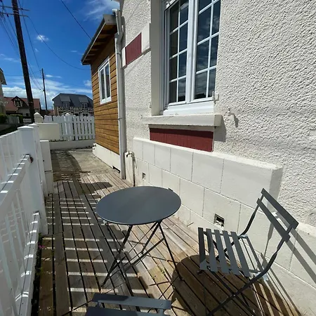 Durion, Maison Proche Avec Jardin Vakantiehuis